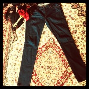 Gorgeous JBrand Pencil Leg